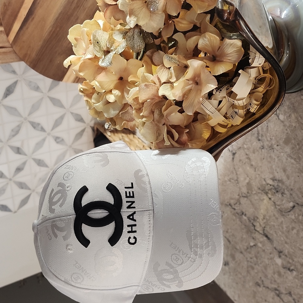 Chic White Baseball Cap with CC Design And Interlocking Black CC Embroid…
